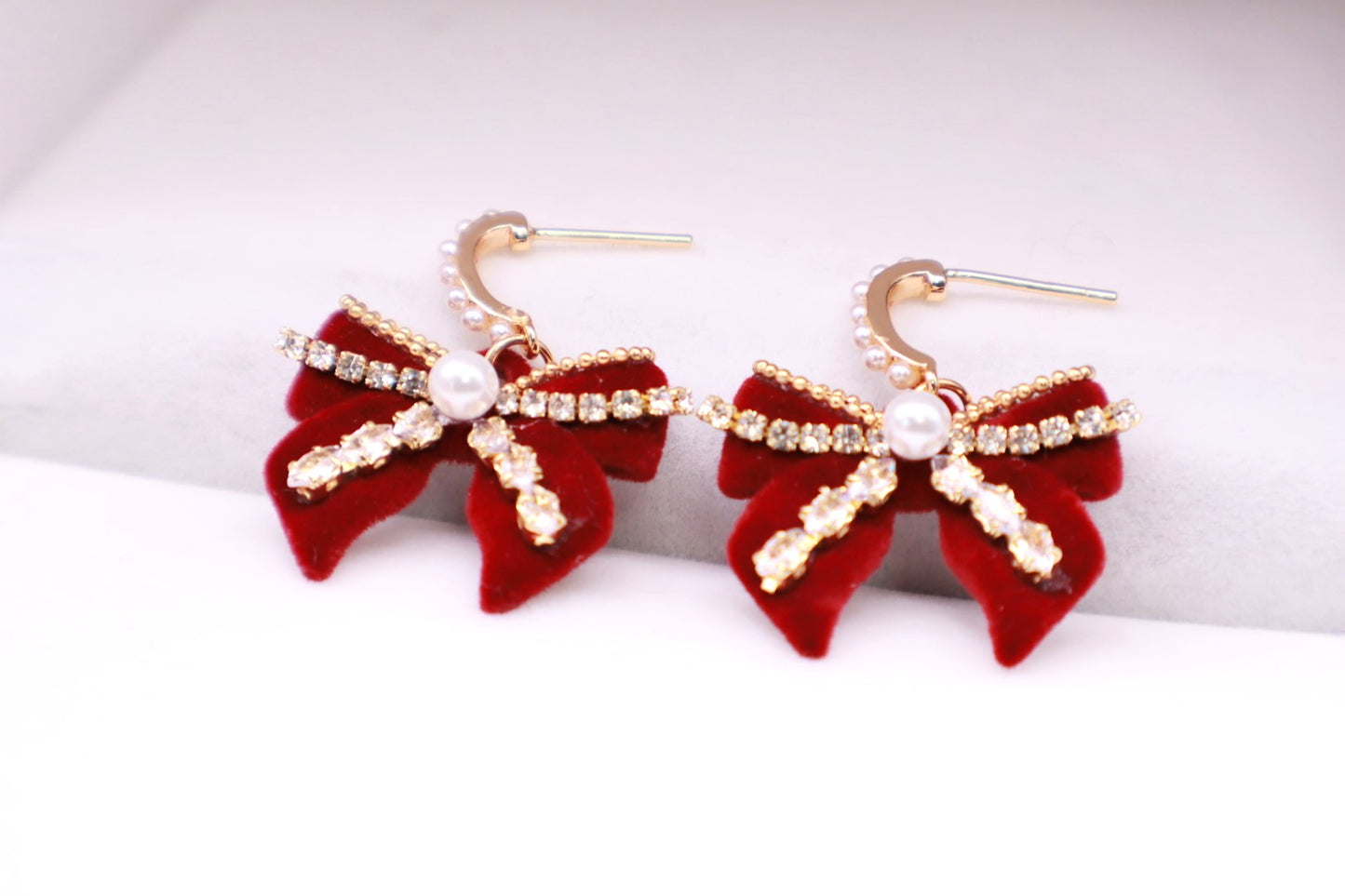Pearl Bowknot Drop 096