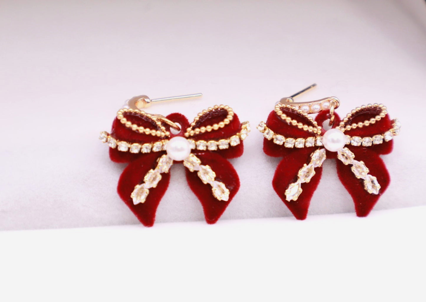 Pearl Bowknot Drop 096