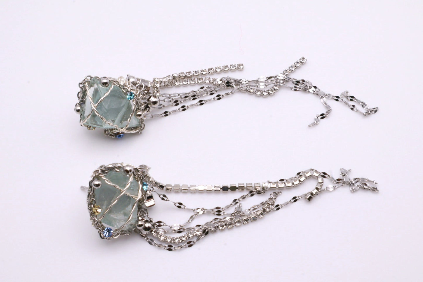 Natural Gem Stud 091