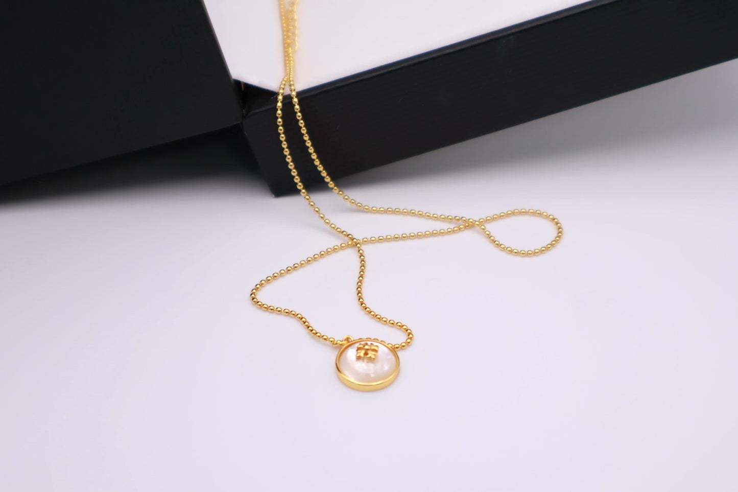 Mini Flower Pendant 007