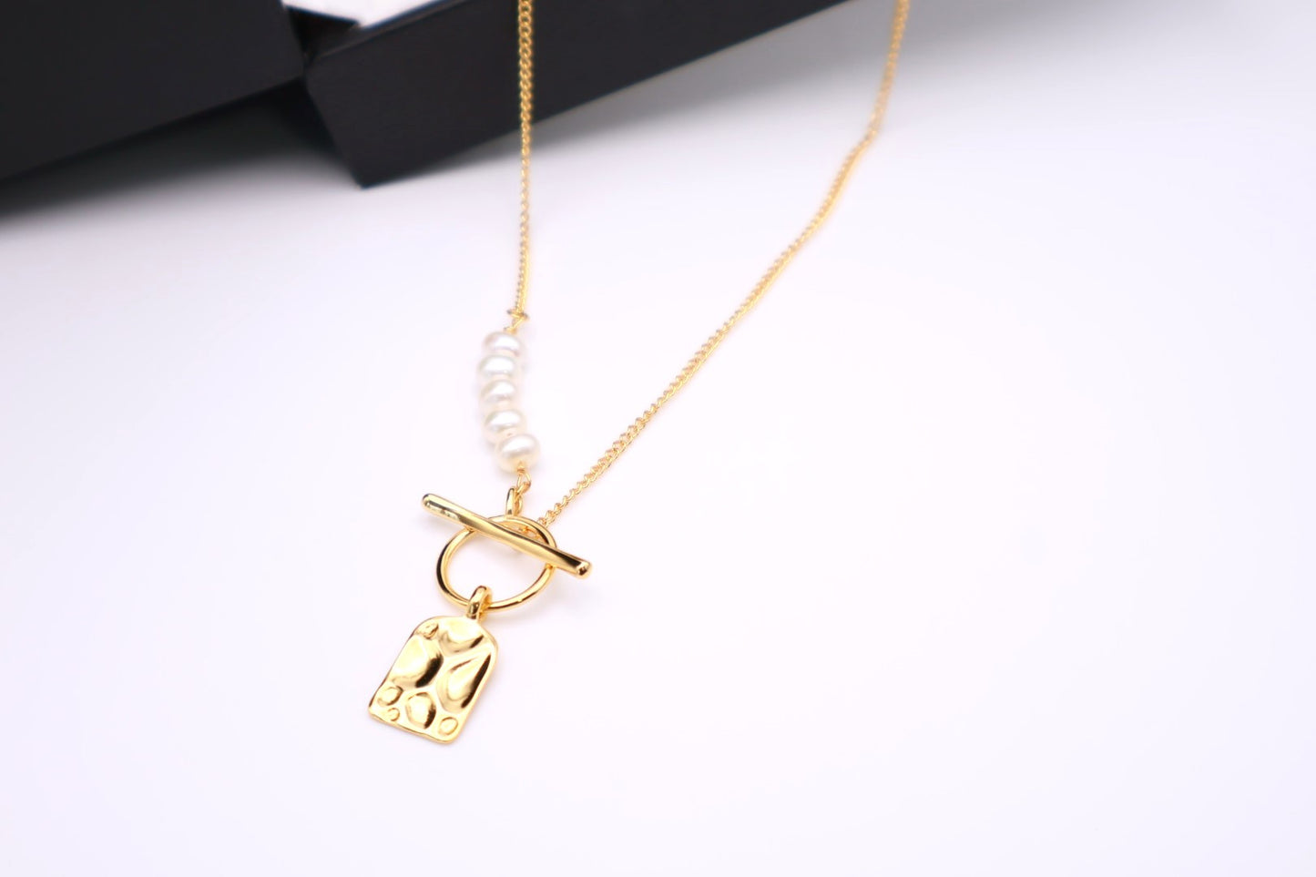 Pearl On A Plate Necklace