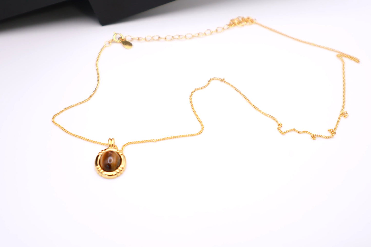 Tiger Eye Pendant 011