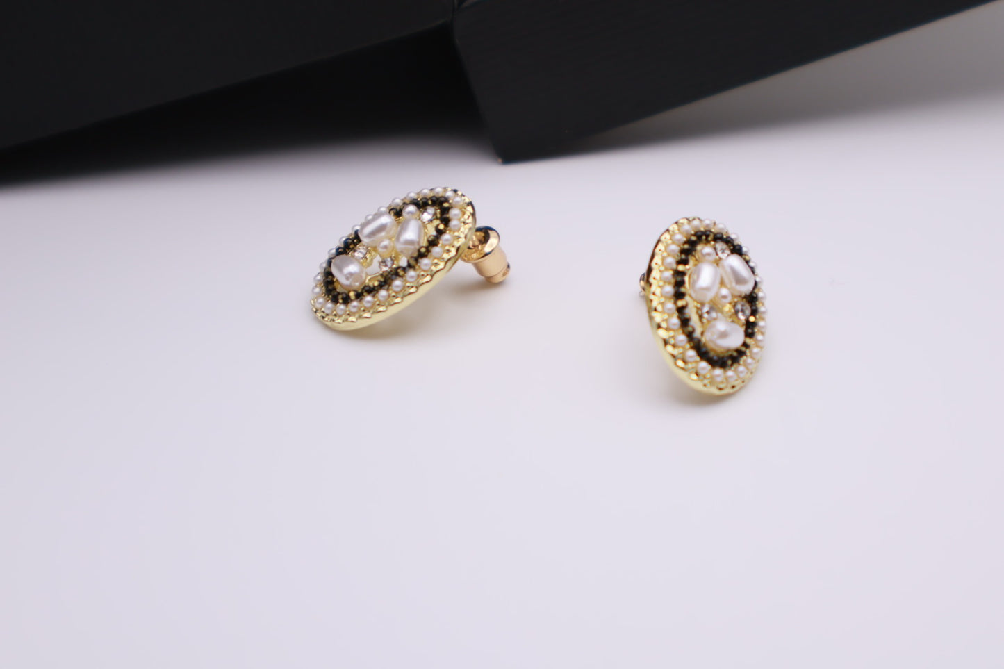 Egg Shape Pearl 034