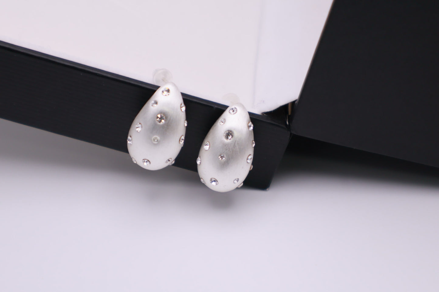 Gemmed Tear Shaped Studs 046