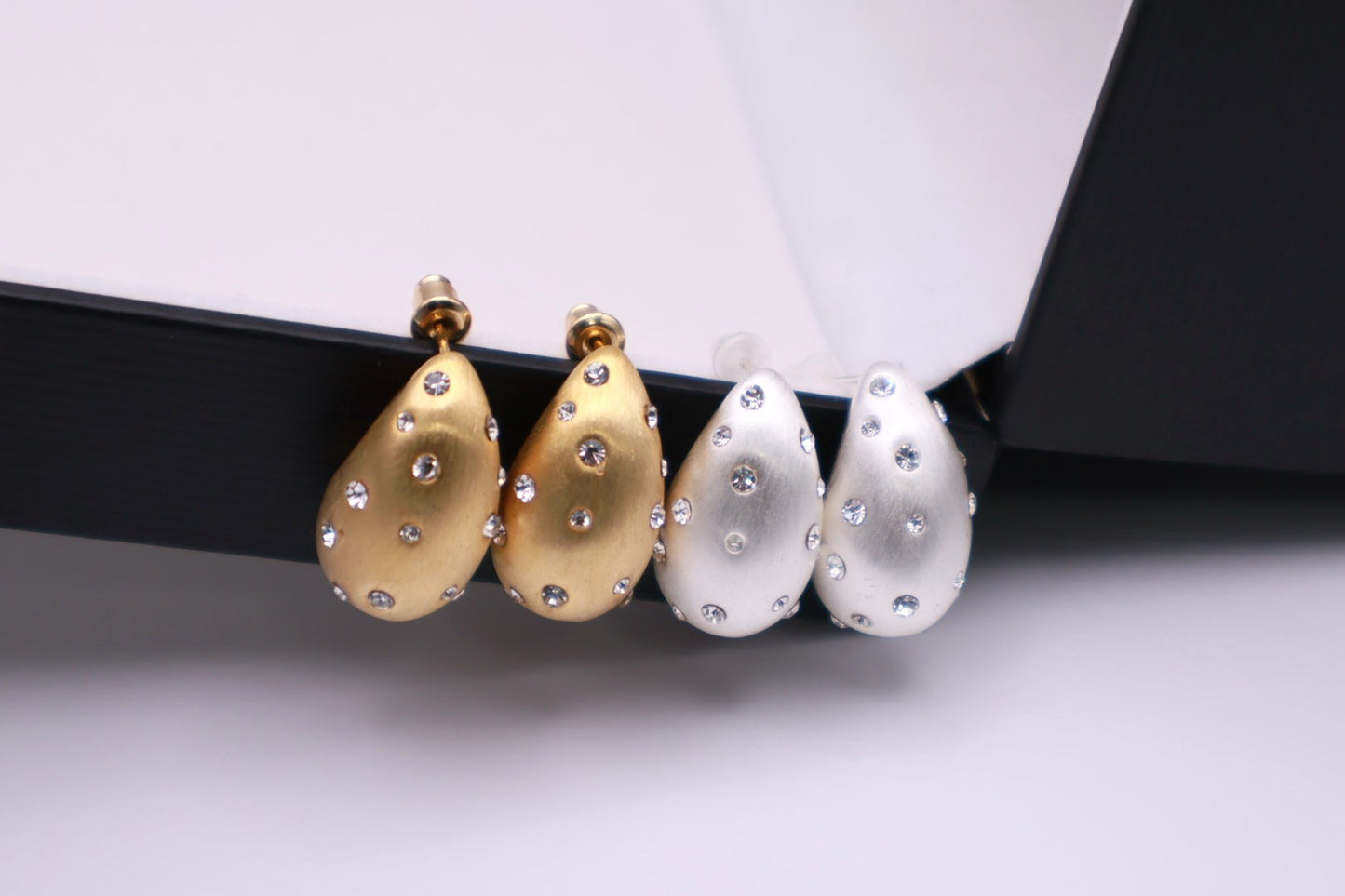 Gemmed Tear Shaped Studs 046