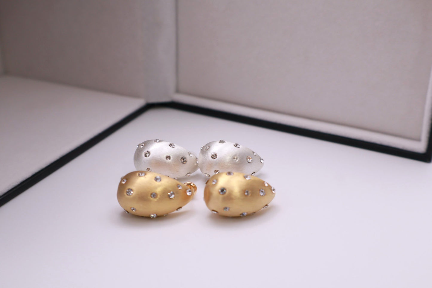 Gemmed Tear Shaped Studs 046