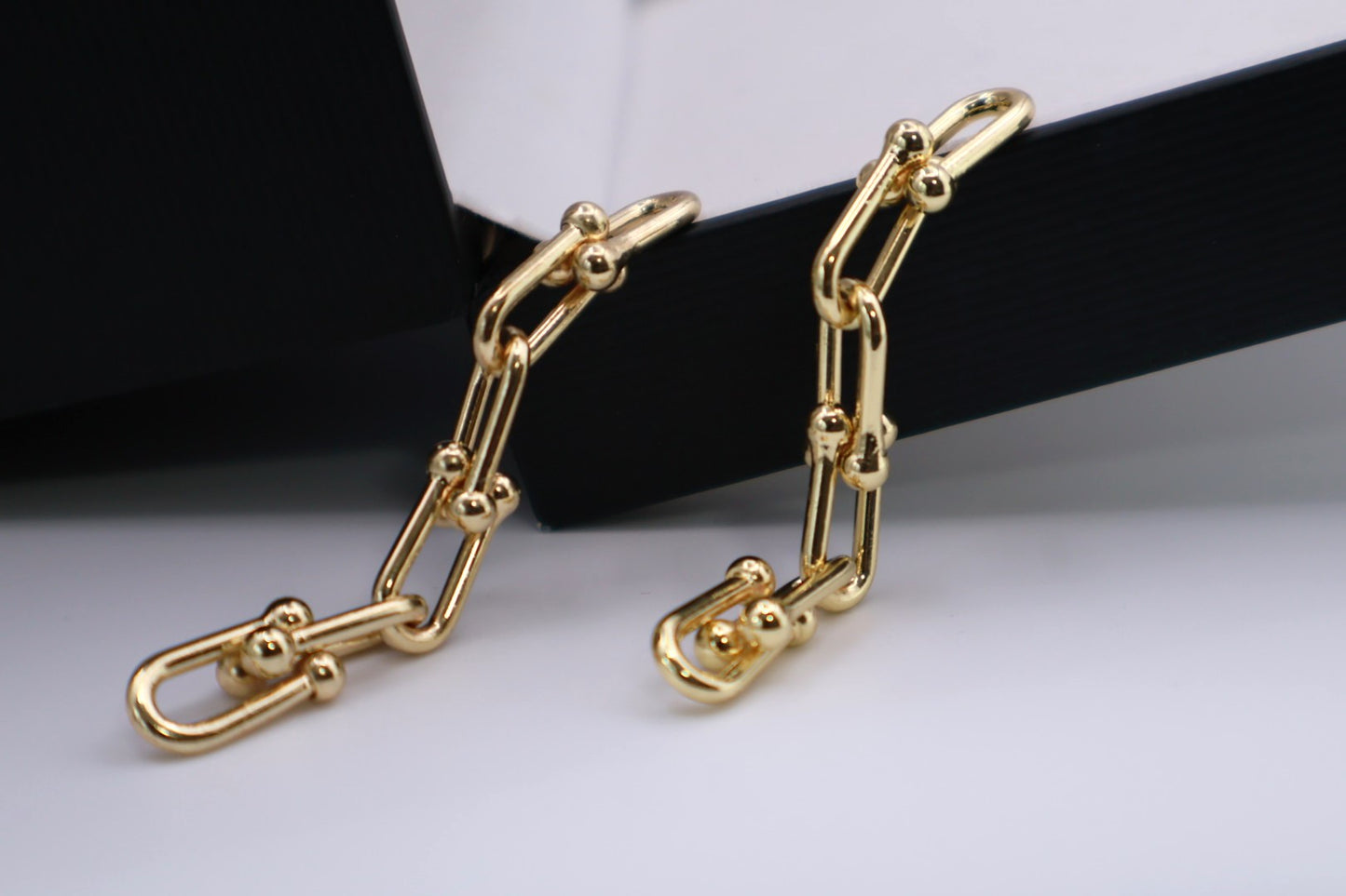 Chain Link Drop 049