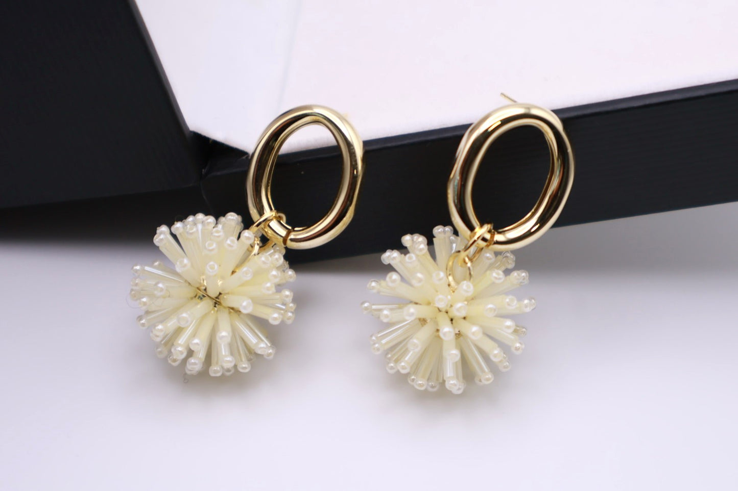 Chrysanthemum Huggie 054