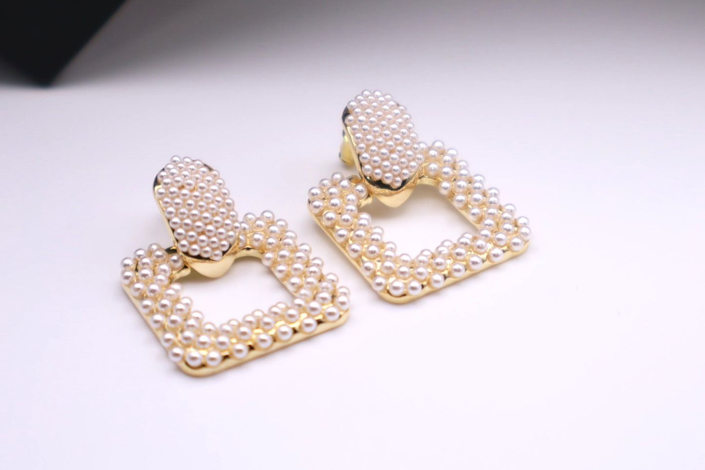 Rectangle Pearl Drop 060
