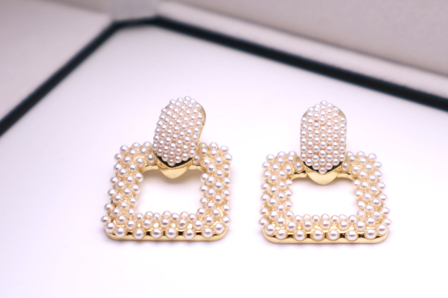 Rectangle Pearl Drop 060