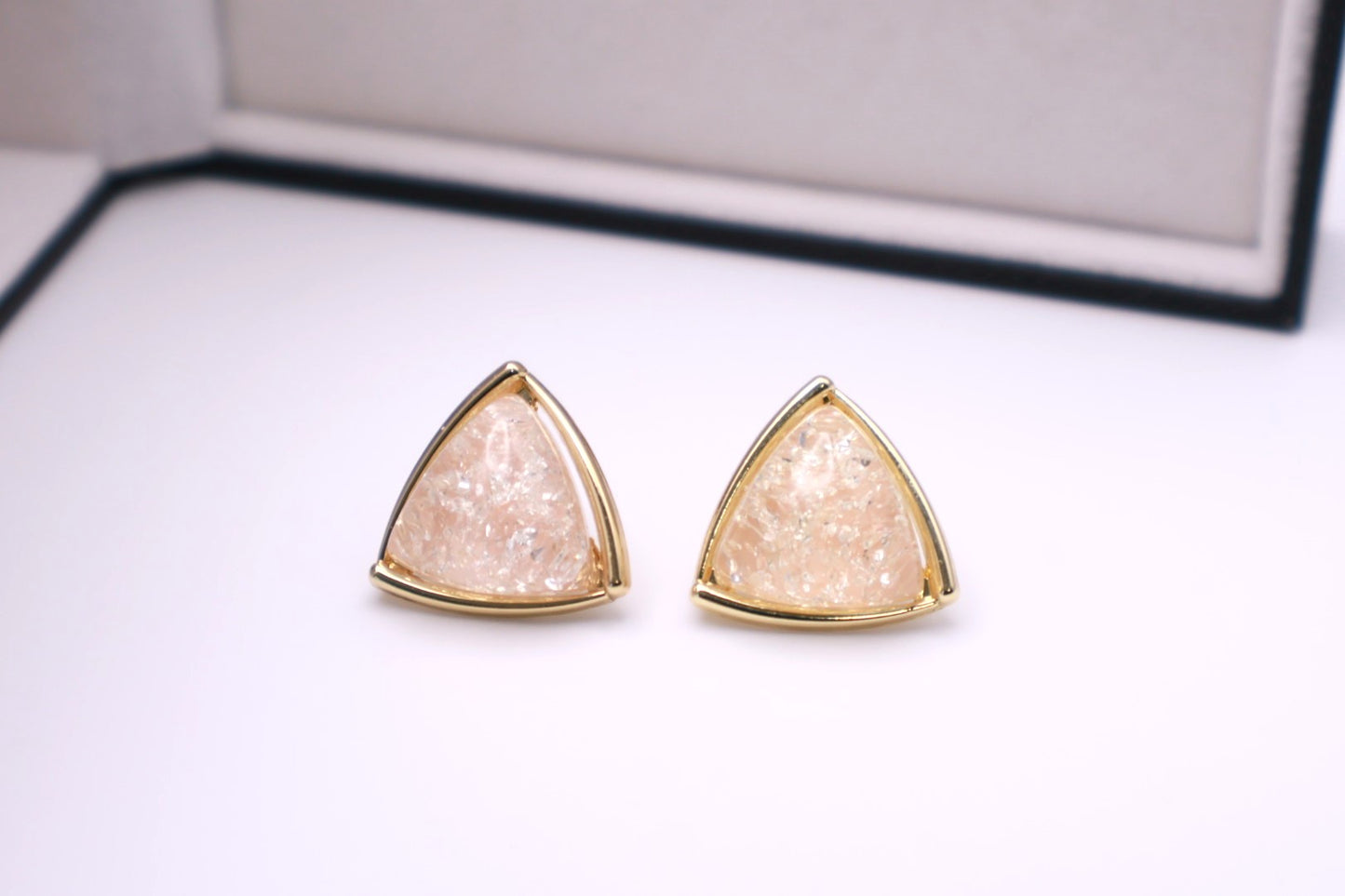 Gem Triangle Stud 067