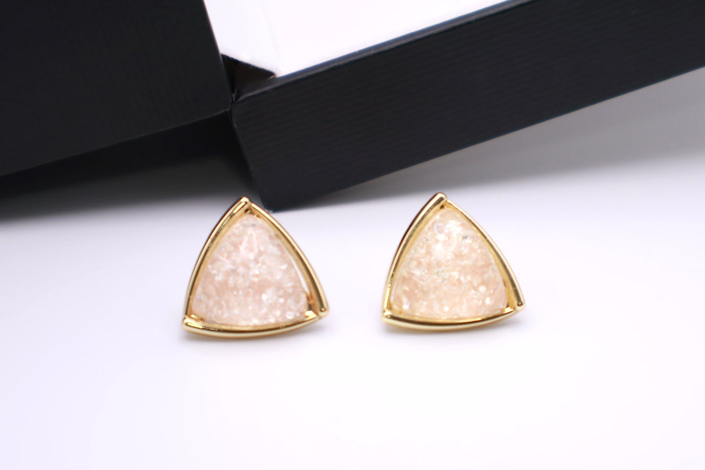 Gem Triangle Stud 067