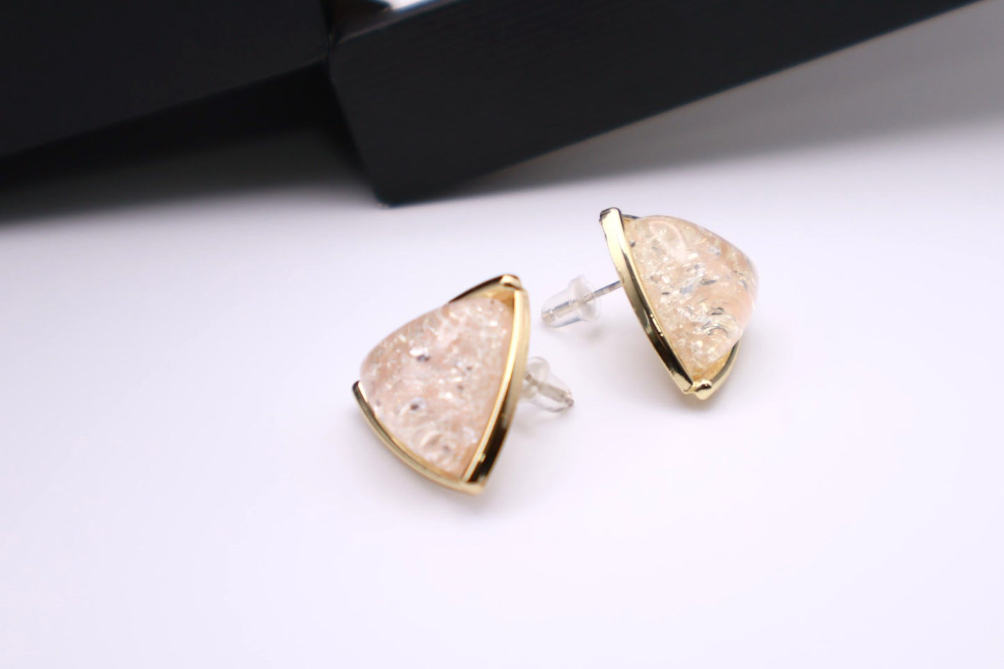 Gem Triangle Stud 067