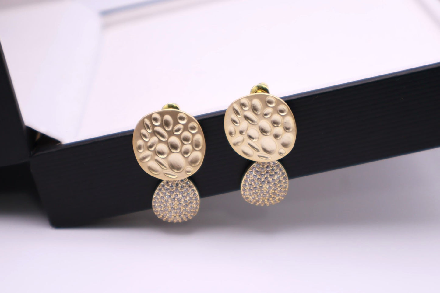 Golden Honey Comb Drop 068