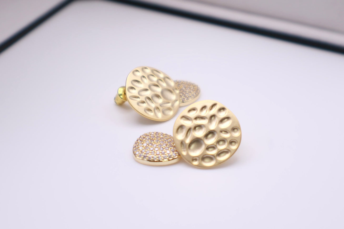 Golden Honey Comb Drop 068