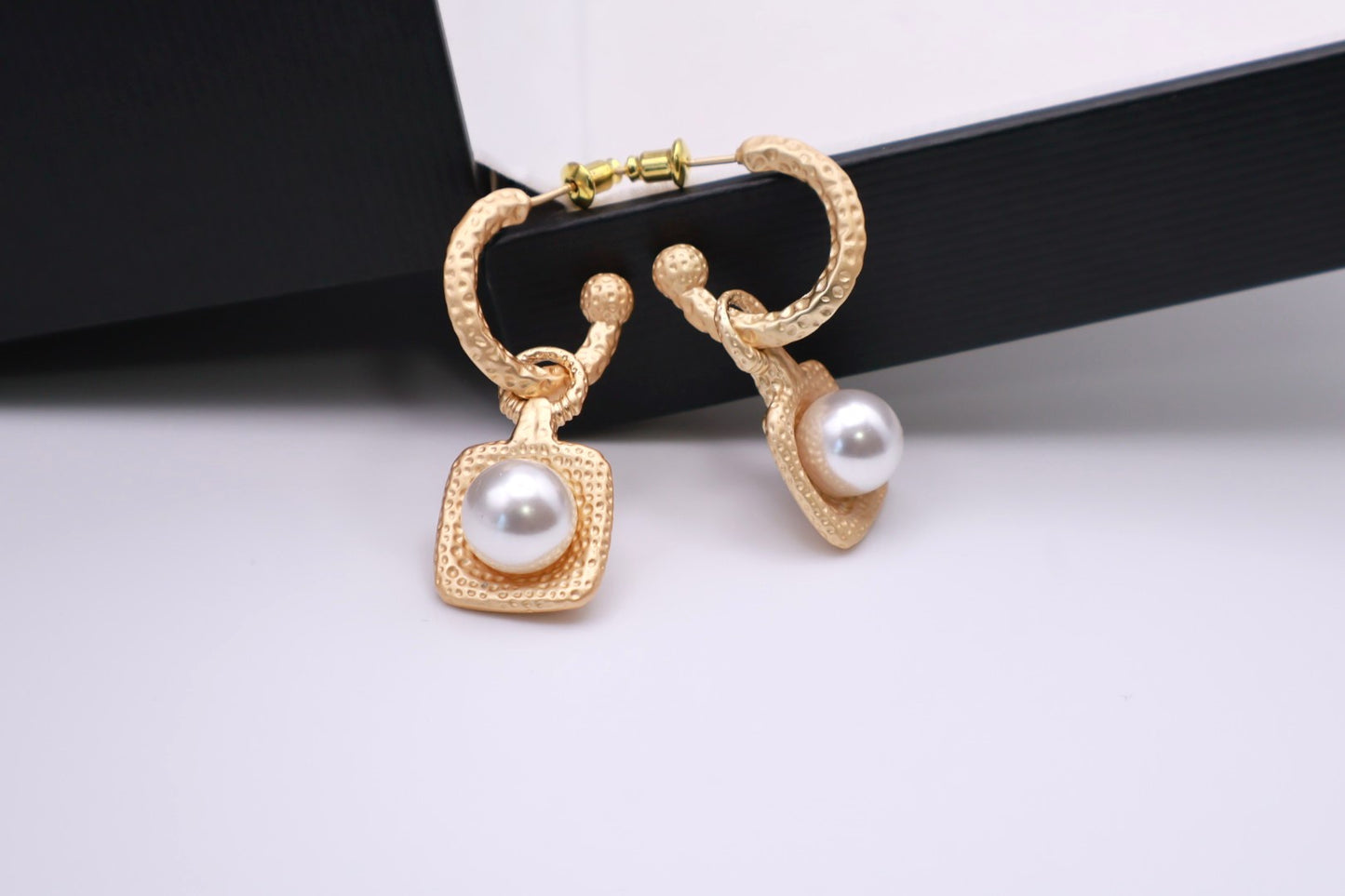 Pearl Plate C Hoop 070