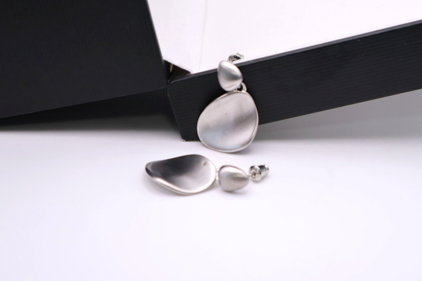Silver plate Drop 071