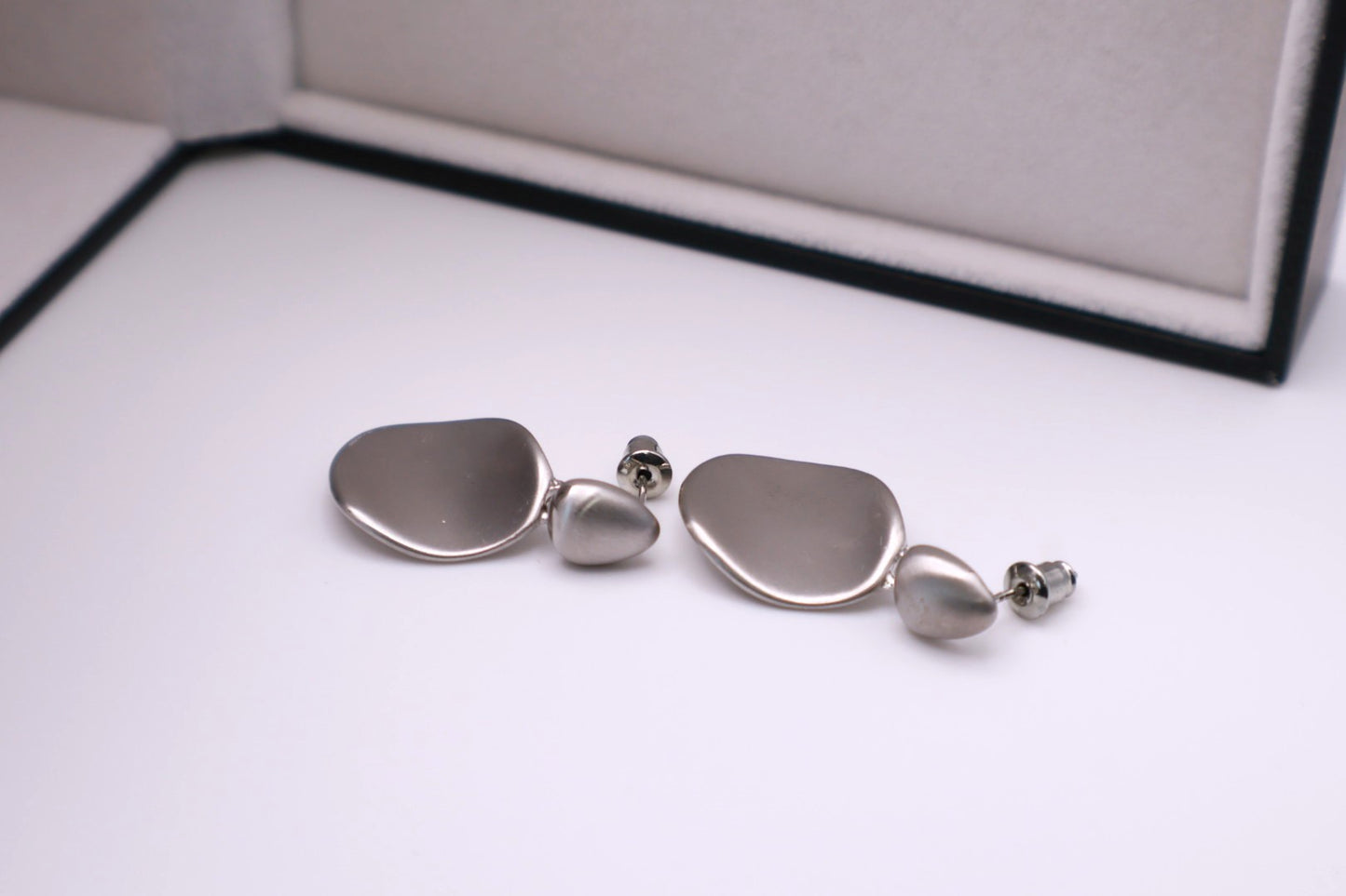Silver plate Drop 071