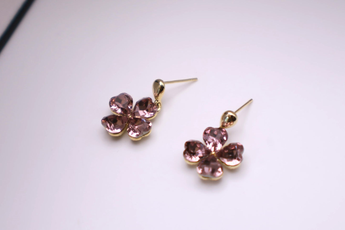 Four Leaf Clover Drop 109