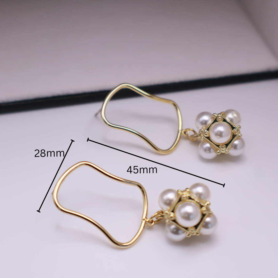 Irregular Pearl Drop 027