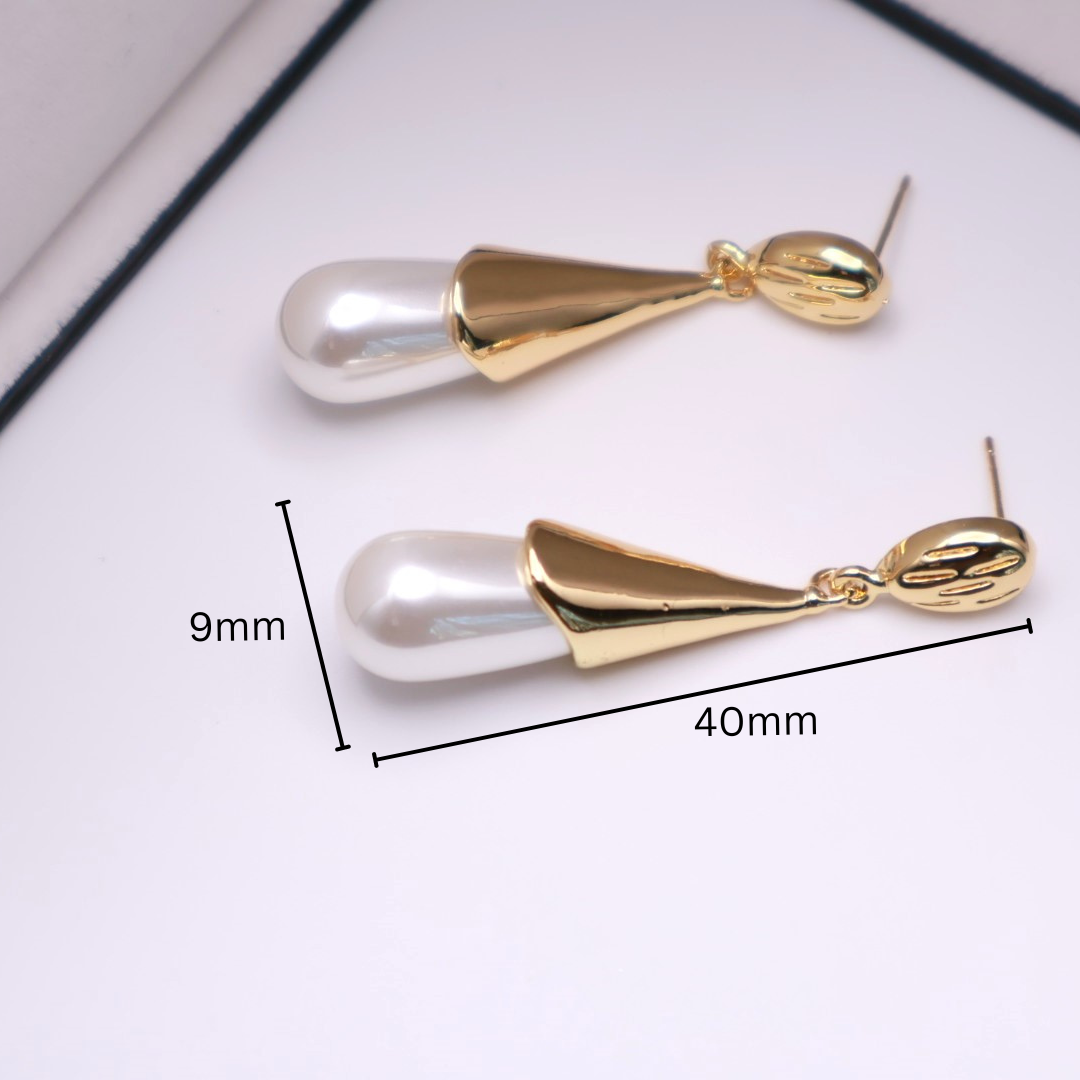 Pearl Tear Drop 029