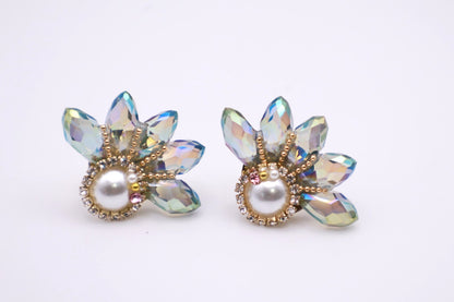 Peacock Pearl Stud